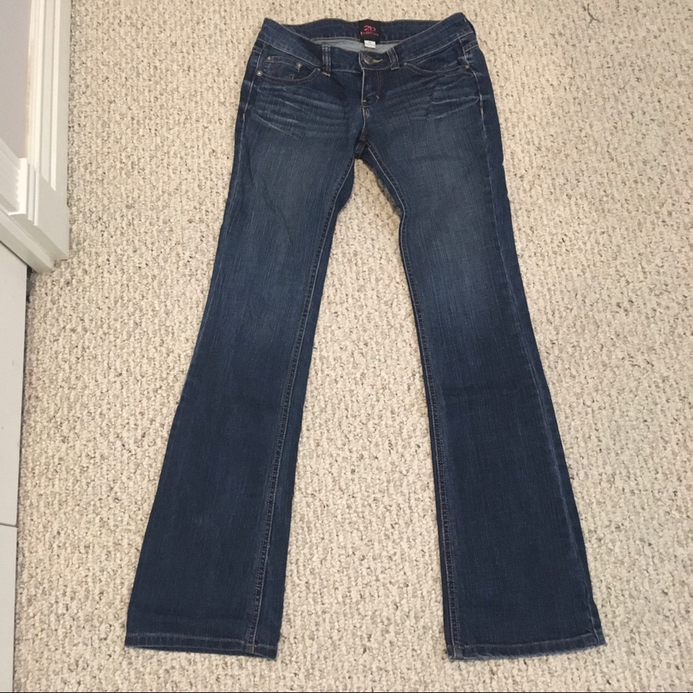 Bebe low rise bootcut blue jeans size 26